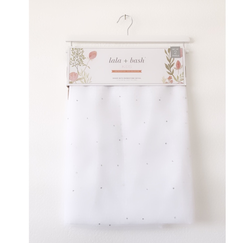 Sheer panel curtains